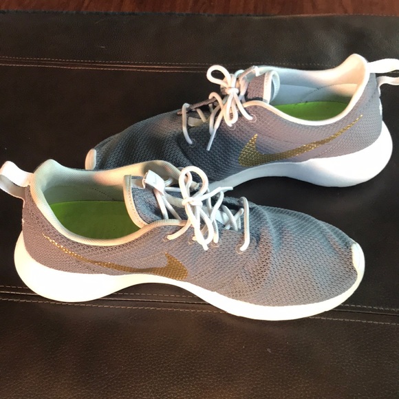 Nike Other - Gray and Gold Nikeid Customized